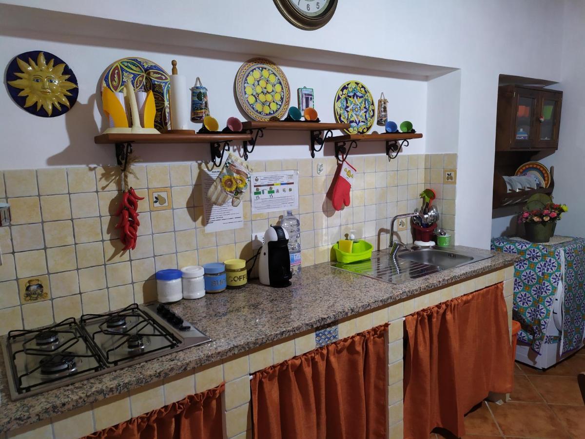 I Ciusiddi Bed & Breakfast Portopalo Di Capo Passero Dış mekan fotoğraf