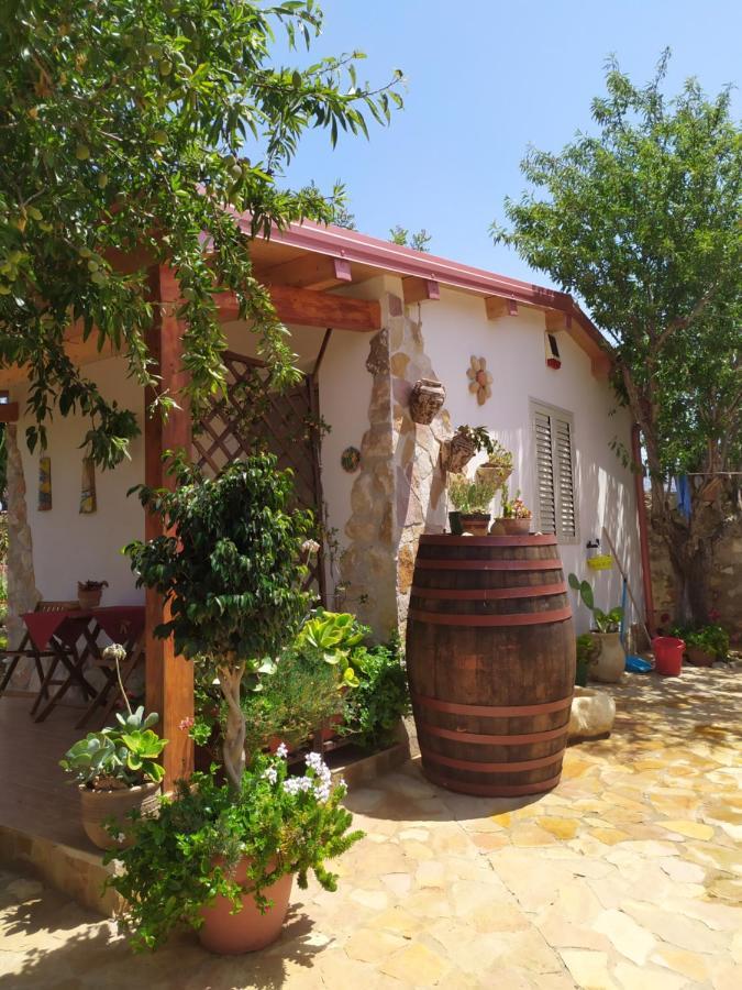 I Ciusiddi Bed & Breakfast Portopalo Di Capo Passero Dış mekan fotoğraf