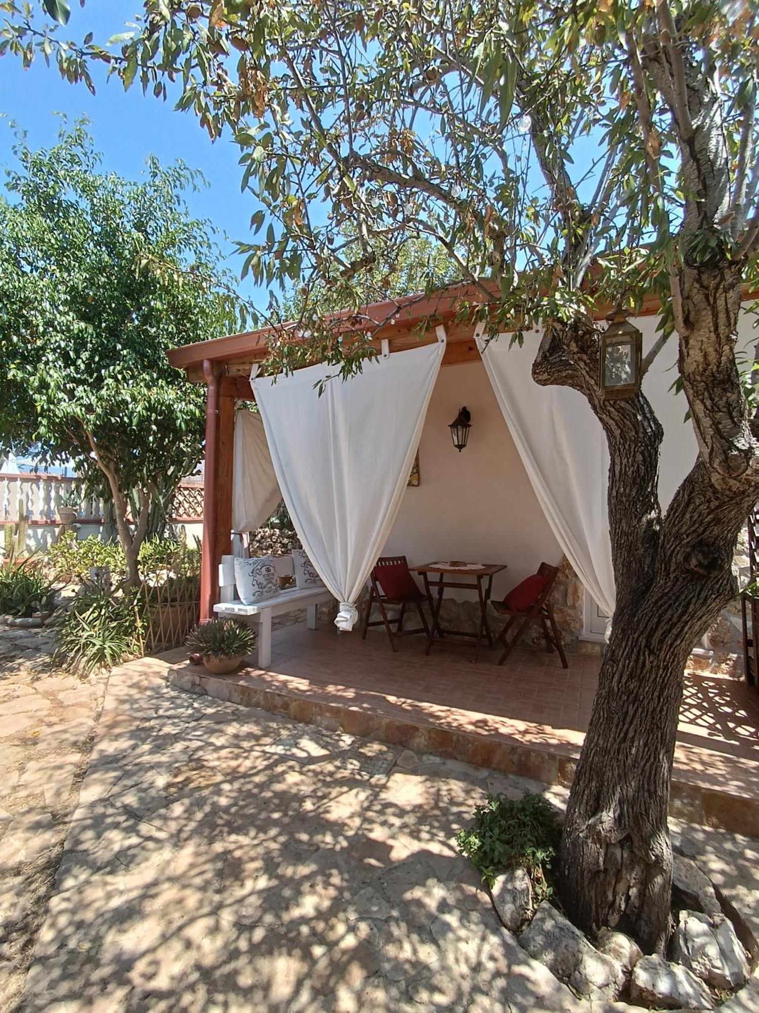 I Ciusiddi Bed & Breakfast Portopalo Di Capo Passero Oda fotoğraf